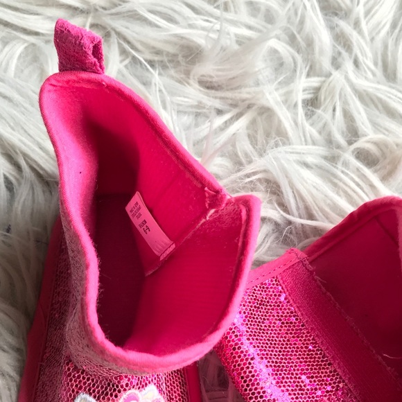 Hello Kitty Sequin Booties - Picture 5 of 5
